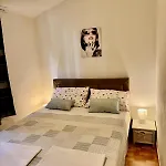 Jela 아파트 *