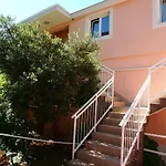 Jela Makarska